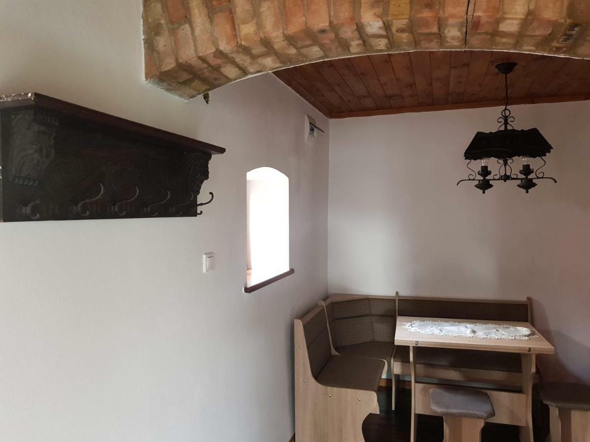 Kontyos Vendeghaz Daire Felsőtold Dış mekan fotoğraf